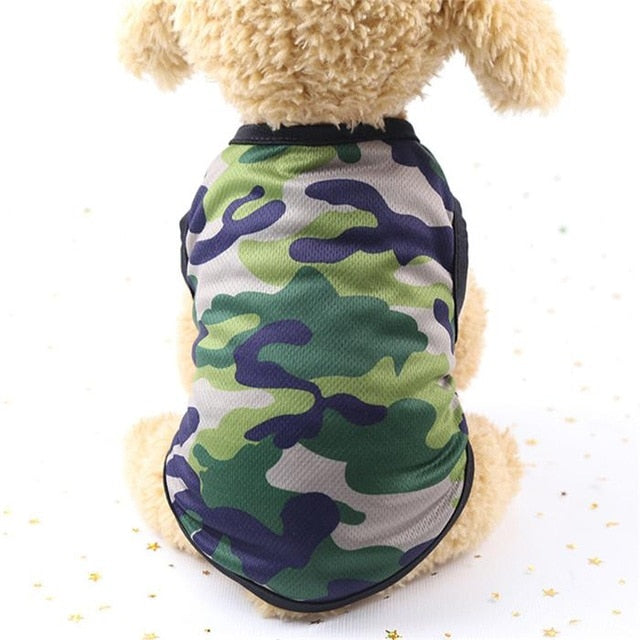 Camiseta Militar para Perros Chaleco Camuflado de Verano Estilo y Comodidad
