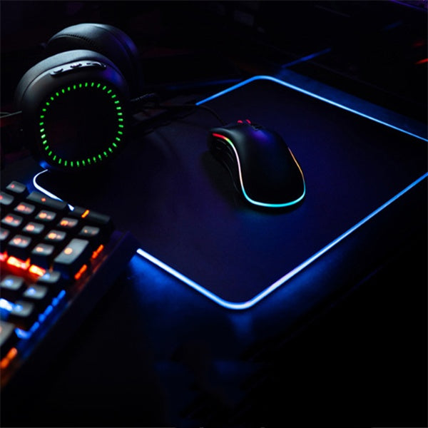 Gaming mouse pad Luminoso – Elegancia y Brillo para tu Escritorio