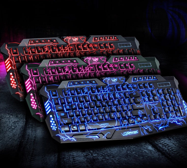 Teclado Gaming J10  Retroiluminación Tricolor, Cable USB y Diseño Ergonómico
