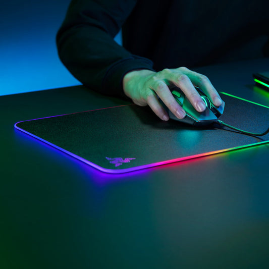 Razer Firefly Hard V2 RGB – Precisión y Estilo para Gaming
