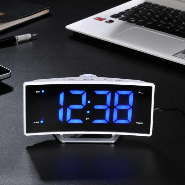 Reloj Despertador con Pantalla Curva & Proyección  Multifuncional & Diseño Moderno