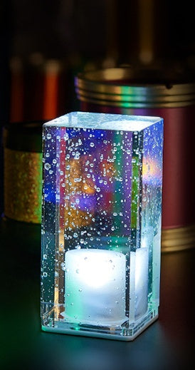 Lámpara LED Recargable  Iluminación Elegante creando Espacios Modernos