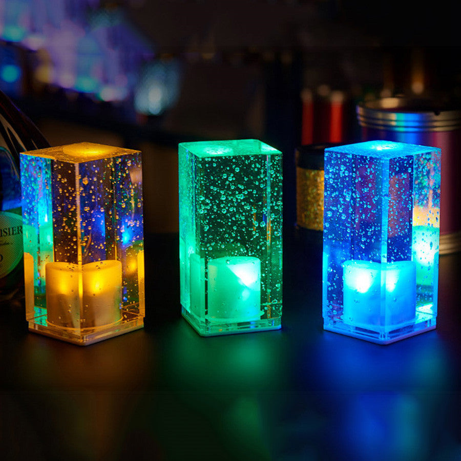 Lámpara LED Recargable  Iluminación Elegante creando Espacios Modernos